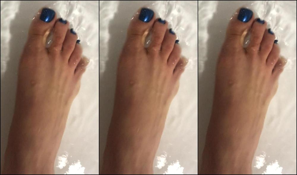 Mistress Gaia Ronta Per Il Bagno Footfetish