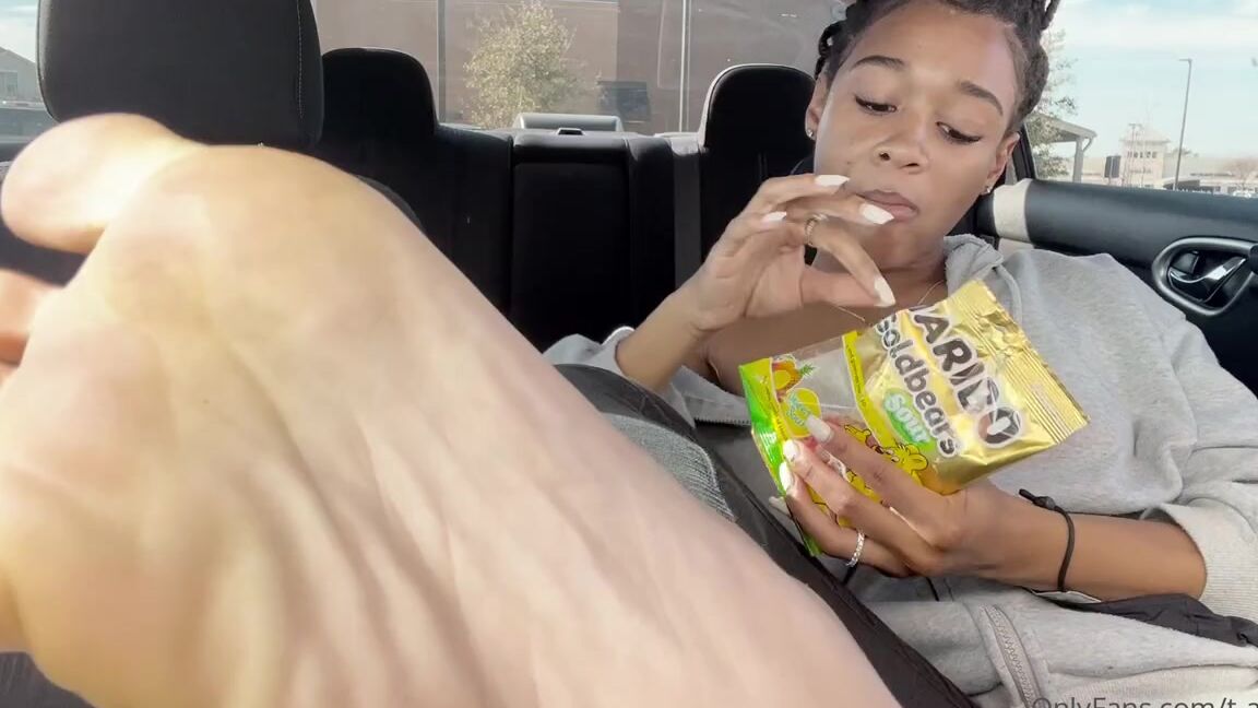 Itsbabyalicex Nicknamed Itsbabyalicex Onlyfans I Love Haribo