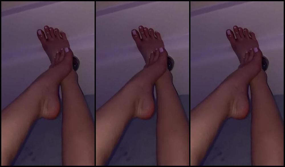 Waifu Jess Nicknamed Waifufeetmilkog Onlyfans Bath Time Gets Me Extra Wrinkly Check The Video Sound On 9