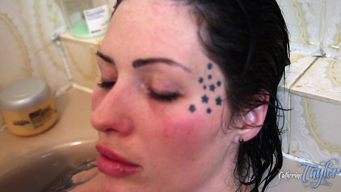 Bathtub Fetish, Huge Boobs, MILF, Smoking, Tattoos catherine tayler smoke on the water ManyVids