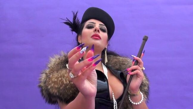 Ezada Sinn - Mesmerizing Hand Worship Clips4Sale