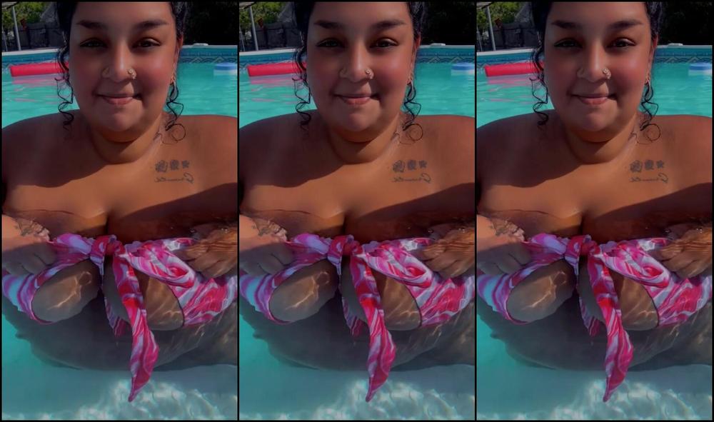 Gorda Bella 3293520104 04 26 2024 Suns Out Buns Out