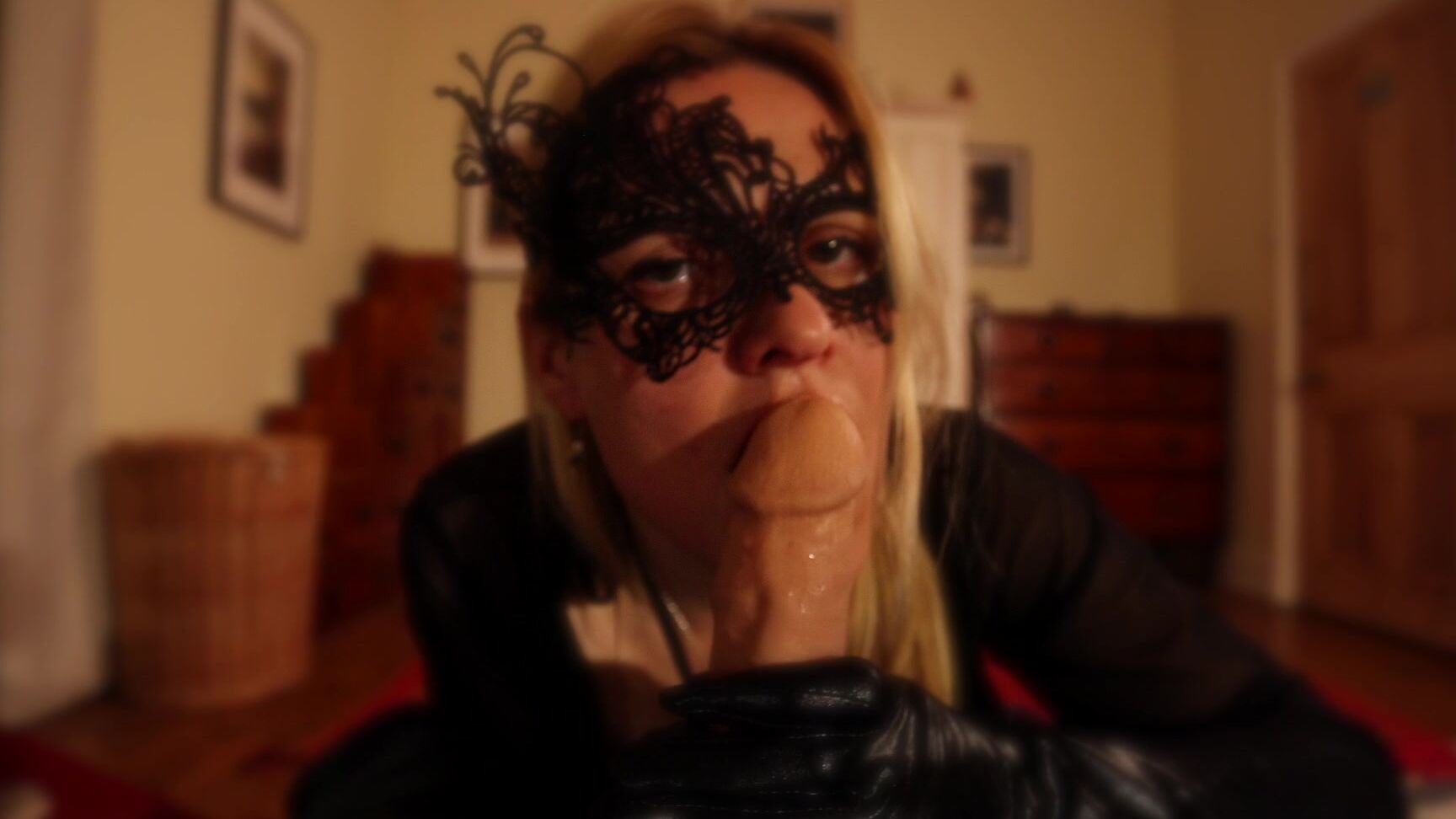 Ladyarbella Sucking Off Backed Up Son Pov