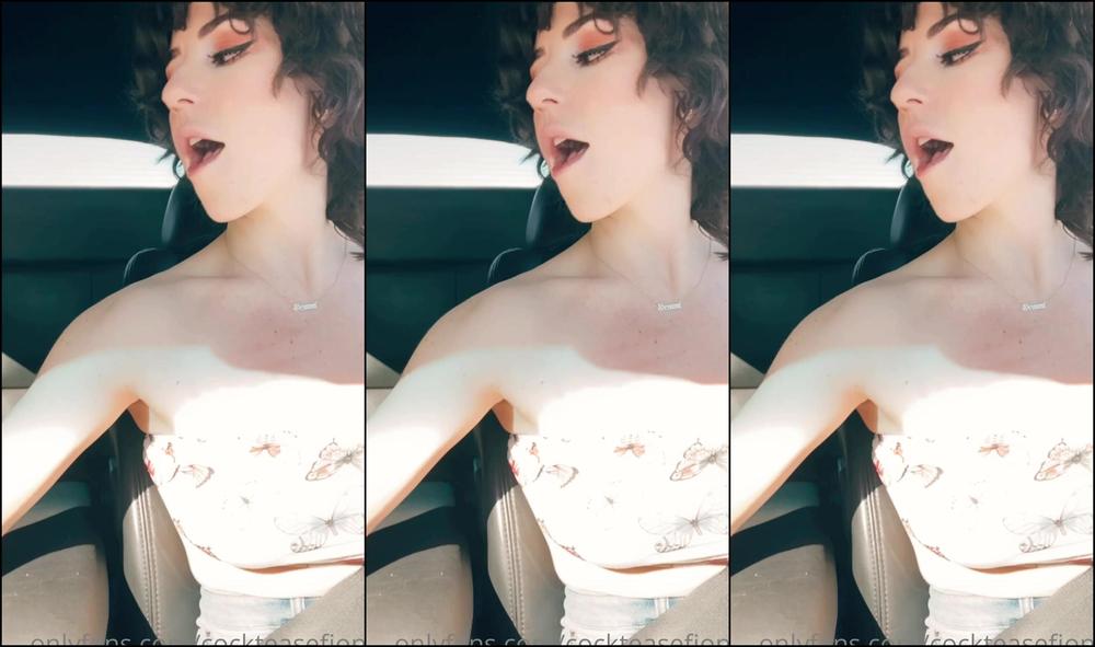 cockteasefiona-24-11-2021-2282818189-when-the-mood-strikes-sun-gets-a-boner-on-the-ride-home-so-mommy-had-to-play-with