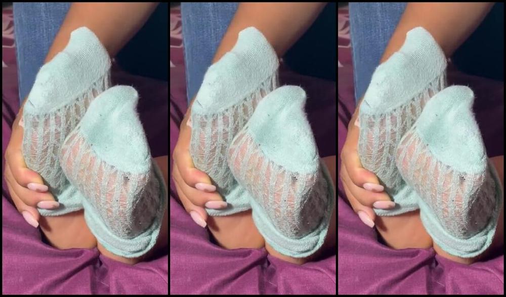 Rossiem Nicknamed Rossieft Onlyfans Playing With My Sweaty Feet After I Got Back From Work