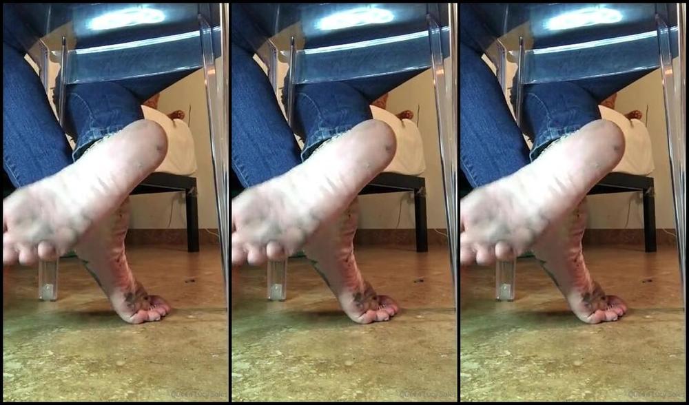 Mystikal Mami Nicknamed Mystikal Mami Onlyfans Oh You Like Dirty Soles Wellllllll You Re In For A Treat Let Me Ignore You While You Admire These