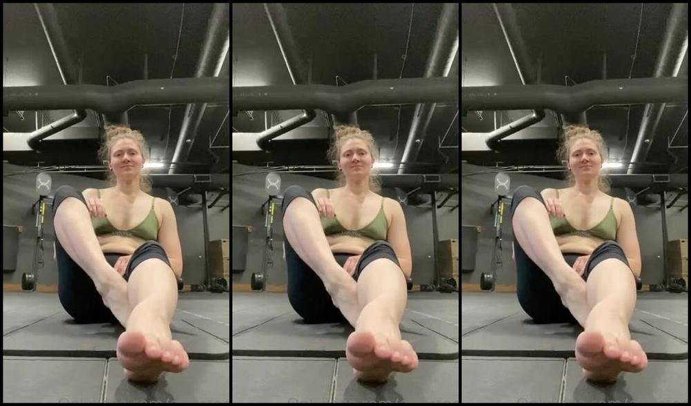 Athletoes Nicknamed Athletoes Onlyfans I M Not A Huge Yoga Person Honestly It Bores Me But I Do Stretch And Make