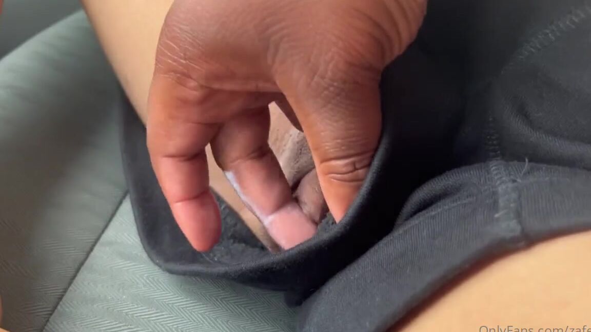Zafeetllc Onlyfans Getting Fingered By Daddy Dfmexoticstudios