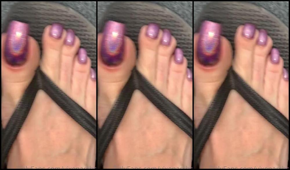 Vixenarches Onlyfans Can T Get Enough Of This Color