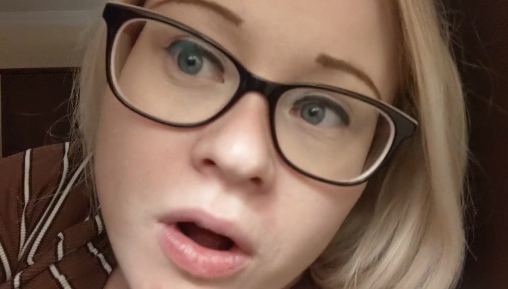 Farting, Nose Blowing, Smell Fetish, Sweat Fetish, Taboo sofiasaintxxx snot fetish and fart taboo ManyVids