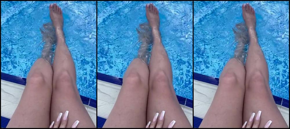 The Queen Of Sole Aka Missesdiscreets Onlyfans This Is Just What I Deserve Dipping My Beautiful Toes In The Water 2