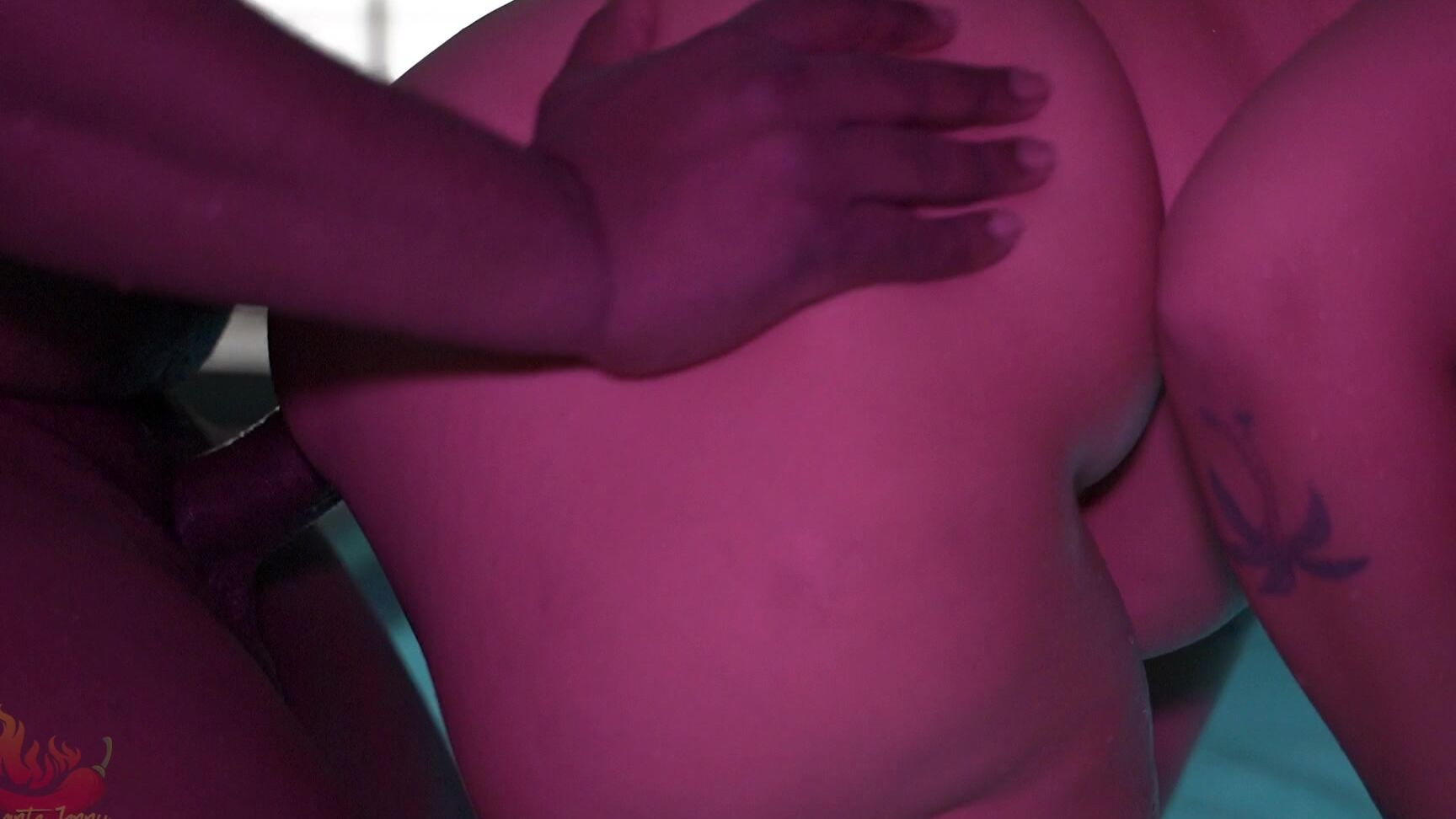 Picante Jenny Picante Jenny Takes Two Dicks In La Piscina