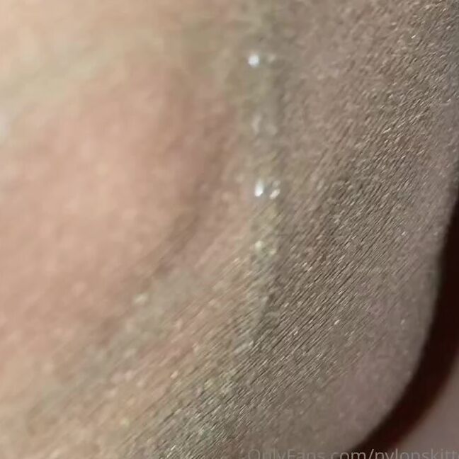 Nylonskitten Nicknamed Nylonskitten 05 12 2020 Onlyfans Video 4Min Vid Clip Candid Taking Off My Leggs Sheer Energy For The Day But Wanted To