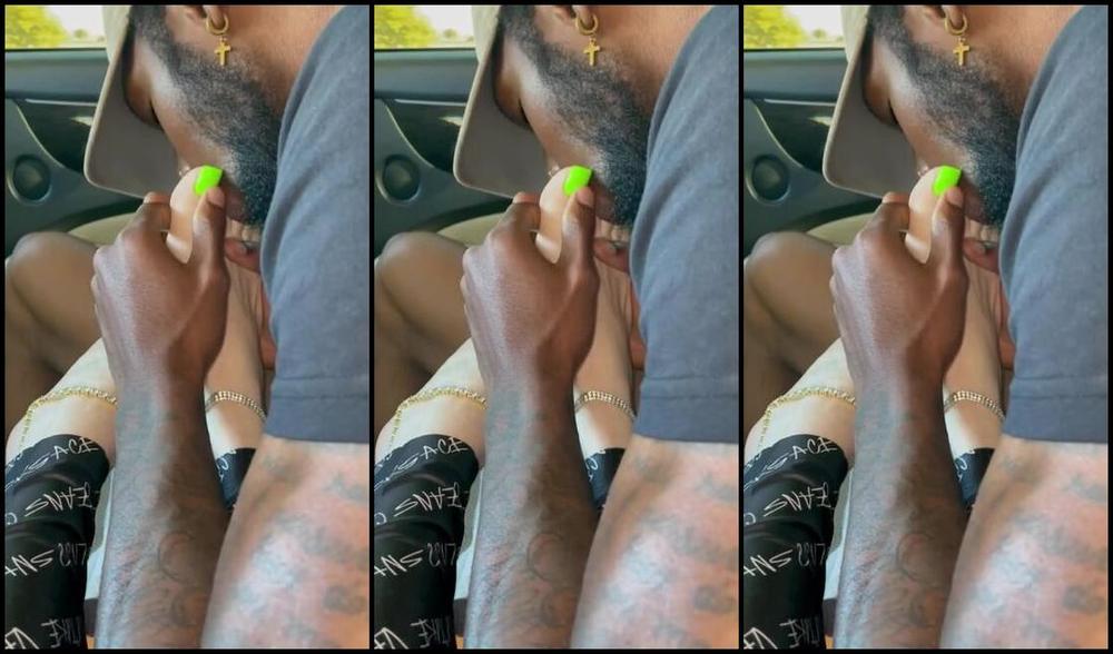 Fendi Feet Aka Goddessfendi Onlyfans This Grinch Green Matches The Fact That I M On The Naughty List I Can T Help It I Love Big Sexy Dicp