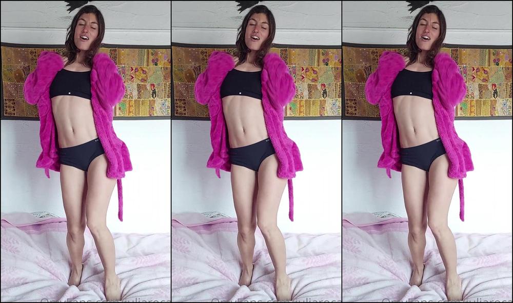 Juliarocax Viene Un Amigo A Verme A Casa Y Dice