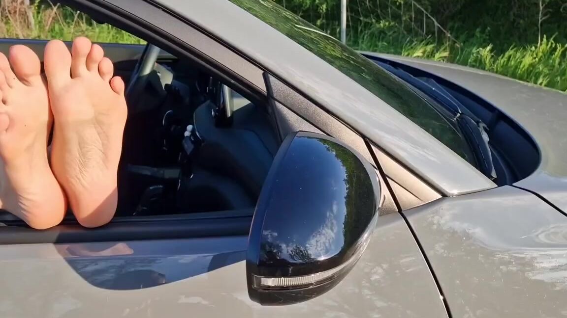 Germangirlnextdoor95 Onlyfans Sweaty Soles Closeup At The Weekend There Will Be An Extra Long Video With My Fianc Look Forwar