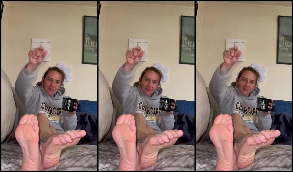 Soldmysolesforink Nicknamed Soldmysolesforink 12 02 2023 Onlyfans Video Happy Saturday Morning Good Boys Special Requests Are Some Of My Favs