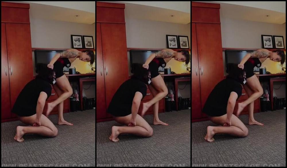 Beasty Ballbusting Aka Beastybusted 09 16 2023 Onlyfans Video Mobile Angle Fina Continues Busting Me Hard During Our Reunion I Had To Kiss Her Feet