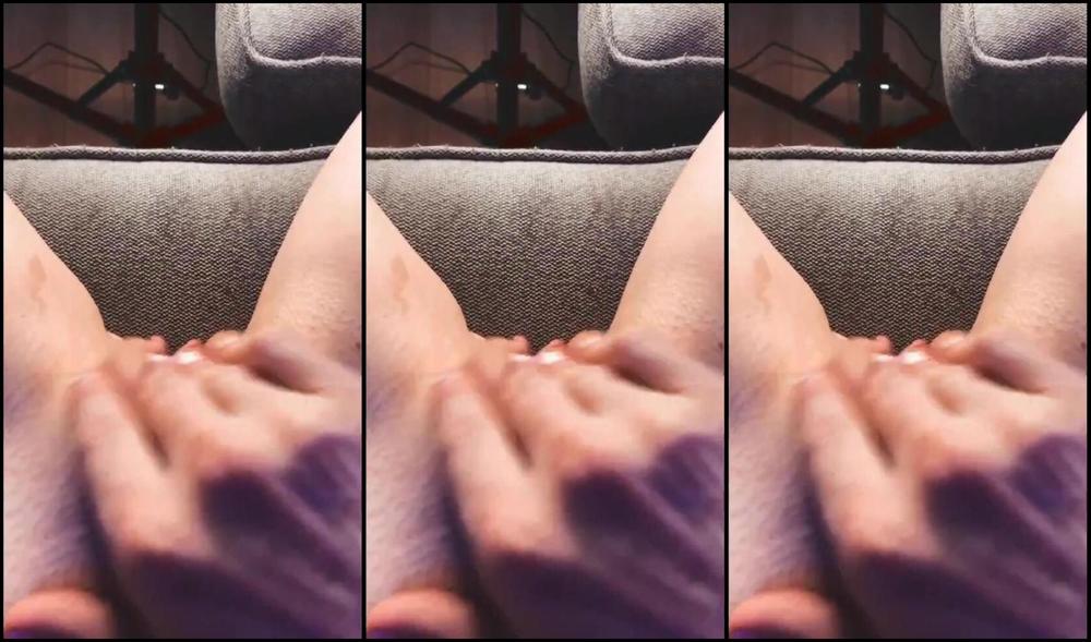 bambicandi1-01-12-2019-96328975-some-stuff-from-my-phone