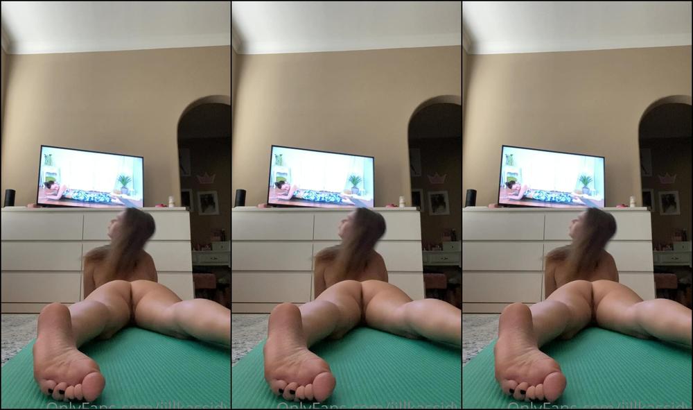 Jillkassidyy Time For Yoga Join Me Babe