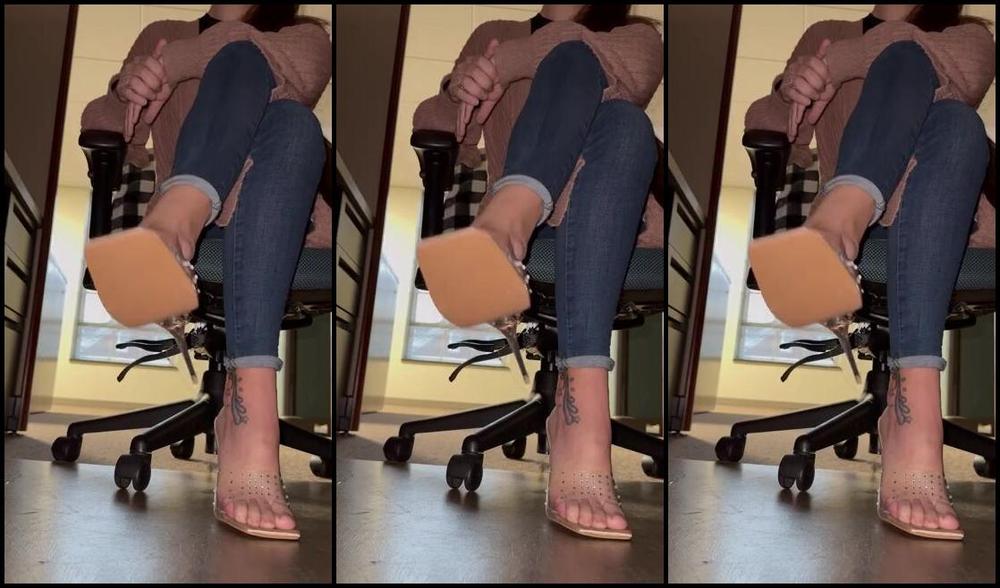 Soldmysolesforink Nicknamed Soldmysolesforink 11 24 2023 Onlyfans Video Fuck Off Friday Coming Atcha