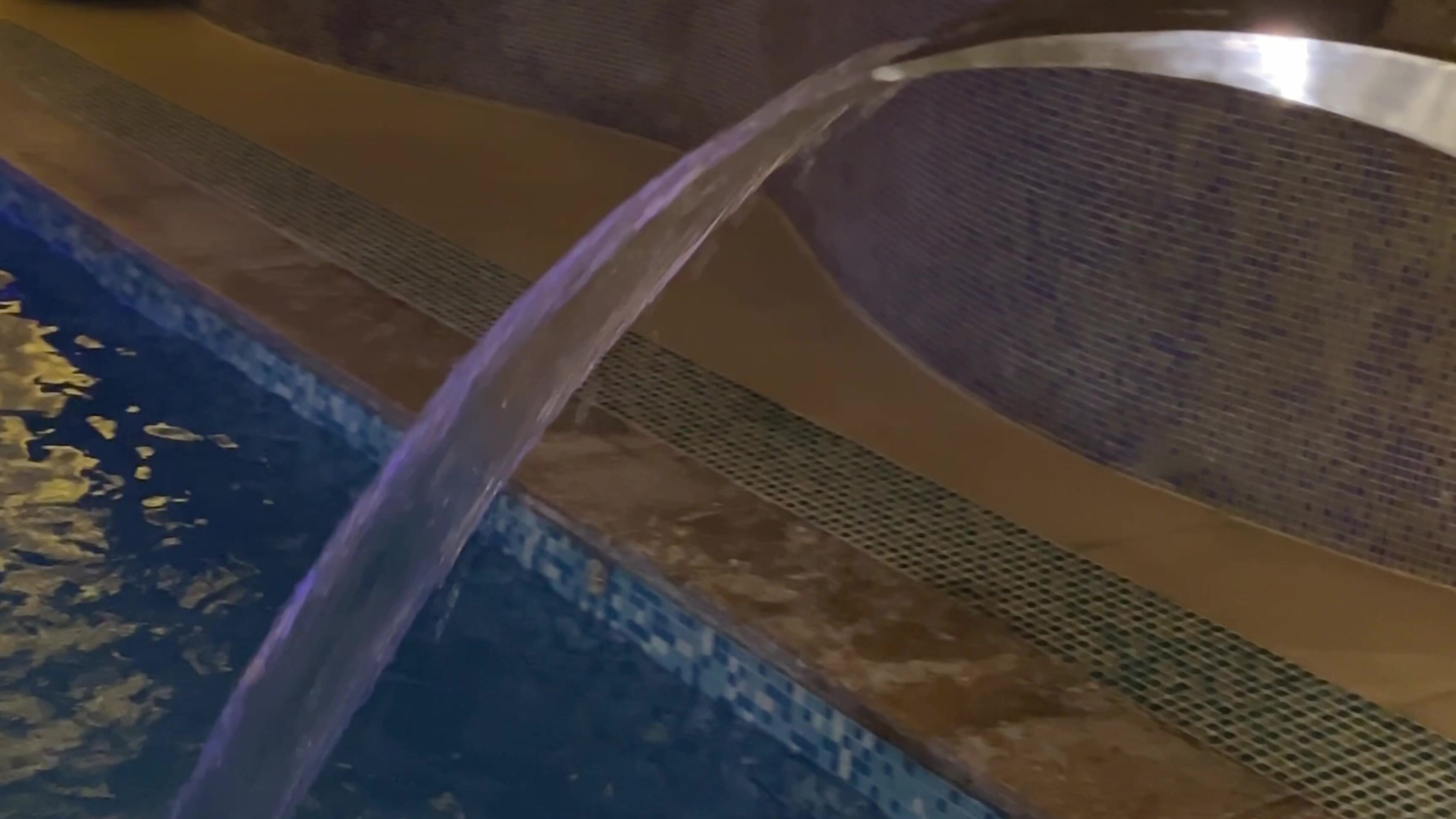 Katty Blake Be Kinky In Public Swimming Pool Sauna And Turkish