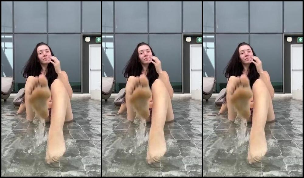 Nicolethedivine Foot Fetish 05 21 2024 Onlyfans Video Currently At The Airport Waiting For Our Flight To Chang Mai2 H