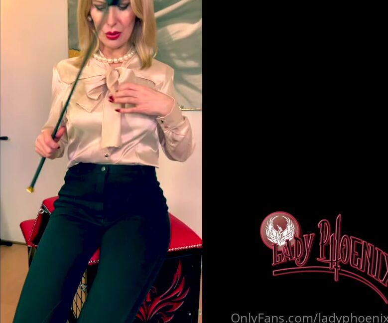 Lady Phoenix Nicknamed Ladyphoenix Ldn Onlyfans Surprising The Stable Boy What Are You Doing Peeking At The Lady Of The Manor When You Should Be Cle