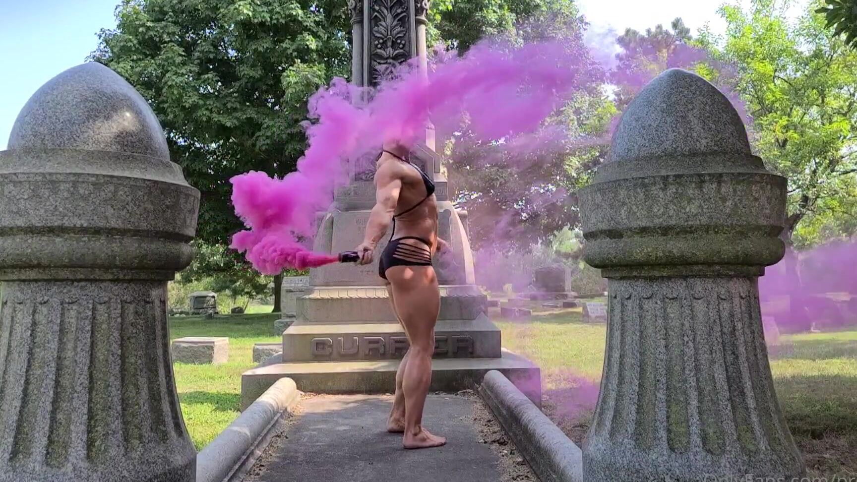 Musclegeisha Slow Motion Hot Pink Smoke Grenade Geishaandgrenades The Las