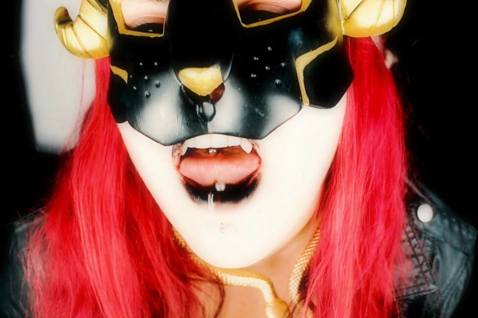 Minademonic Pussy Of Hell Petplayfangfetishpanting