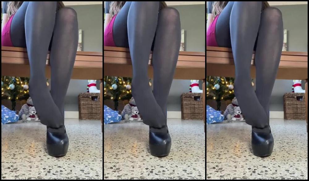 Victoria Soles Nicknamed Sassysolesxo 02 22 2022 Onlyfans Video Its Been A While Since You Had A Good Up Close Pantyhose Tease These Babies Were