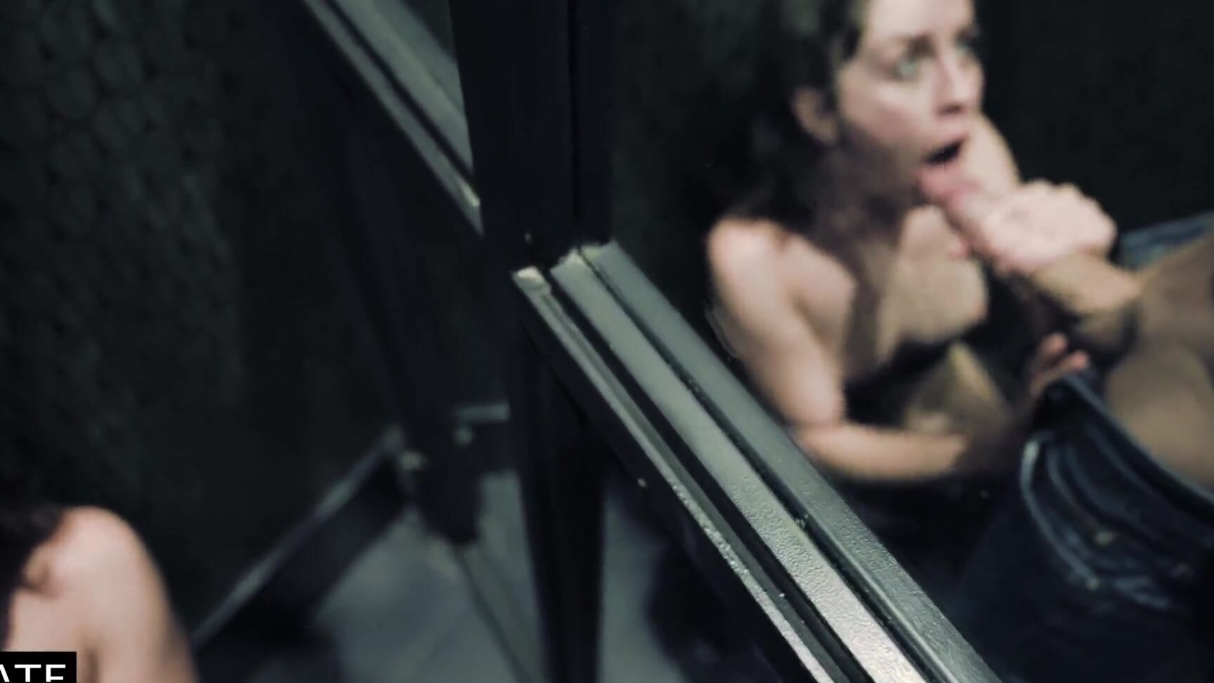 Quick Fuck In Public Toilet During Nye