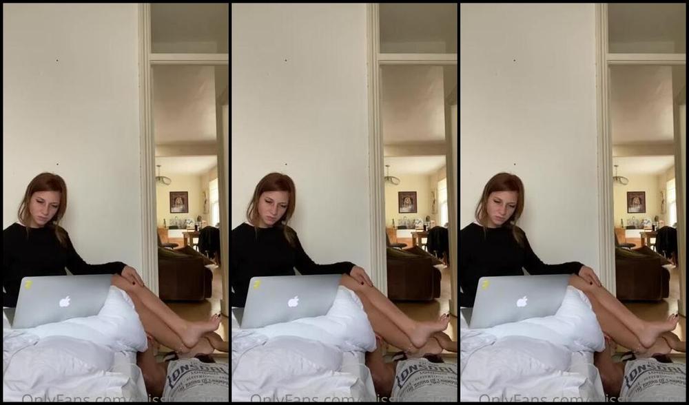 Gingeralesfeet Aka Misstressroux Onlyfans Ignoring Foot Worship Footstool Massage Whilst Working From Home