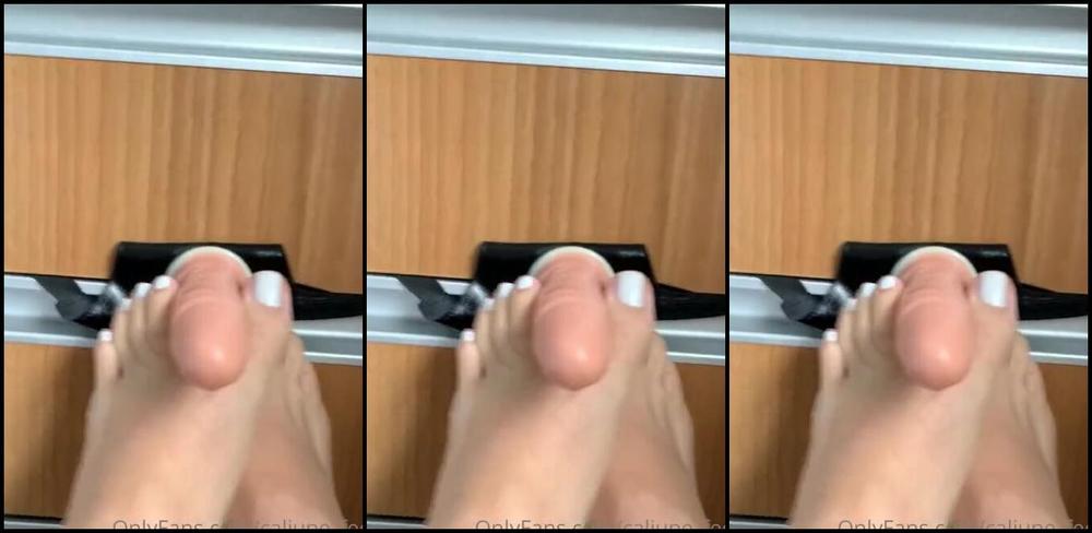Caliupe Feet Nicknamed Caliupe Feet Foot Fetish 03 04 2022 Onlyfans Video Imagine Me Doing This To You Full Video 5 Min Dm Me