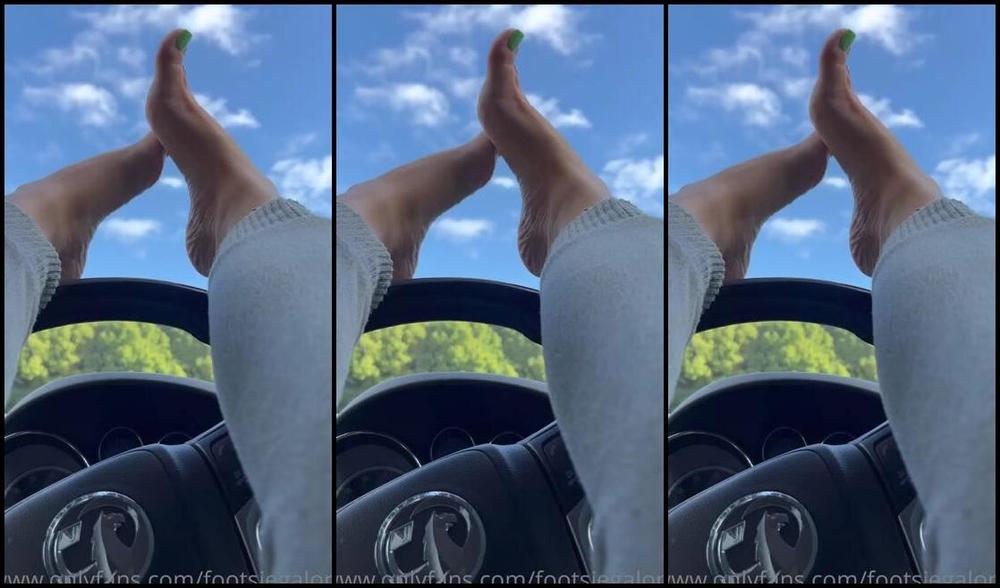 Footsiegalore Onlyfans Pulled Up Somewhere Quiet To Stretch My Legs I Got A Few Funny Looks With My Legs Up Over The Ste 1 G