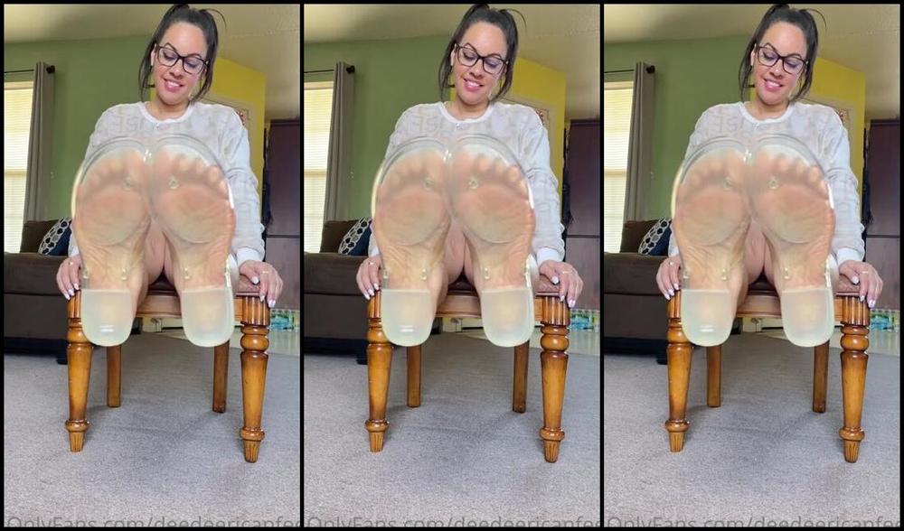 Deedeericanfeet Onlyfans As Requested In These Clear Tory Burch Sandles