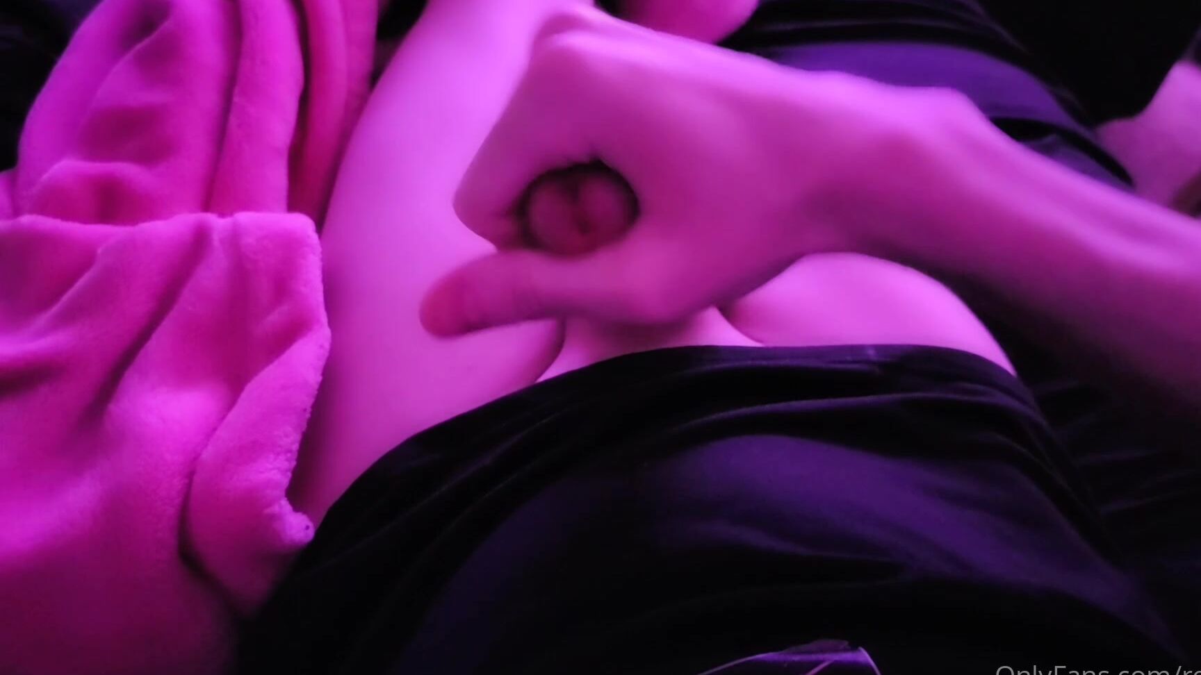 Reiemi Thought Id Make A Video Showing What I Do Before Bed Every Night