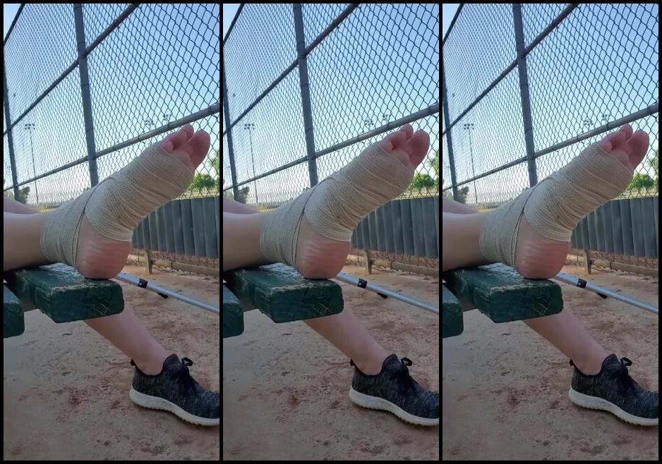 Austin Summers Nicknamed Pedipanty7 Premium Onlyfans Follow Me As I Crutch And Hobble My Way Around I Rolled My Ankle In A Gopher Hole Again And 5 Fkn