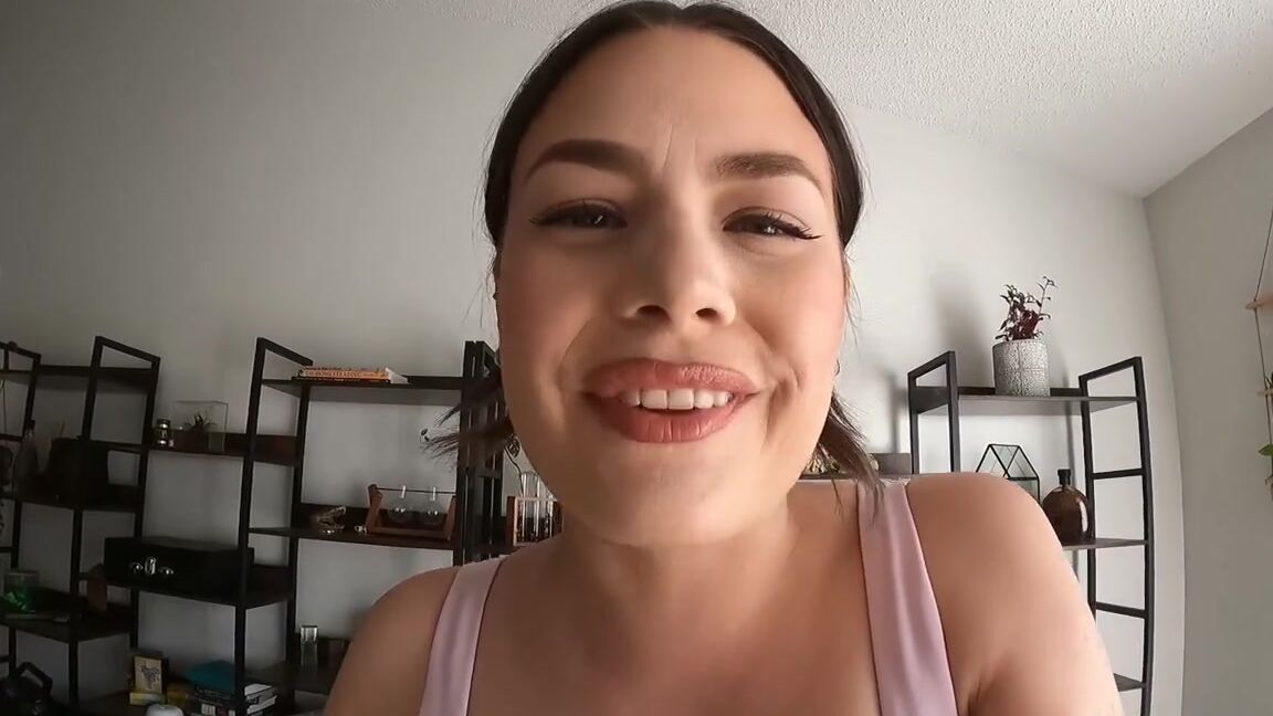 Ivorysoles Onlyfans My Giantess Video This Week Is More Shrinking Fetish And Belly Button Focused I Have Some Fakep