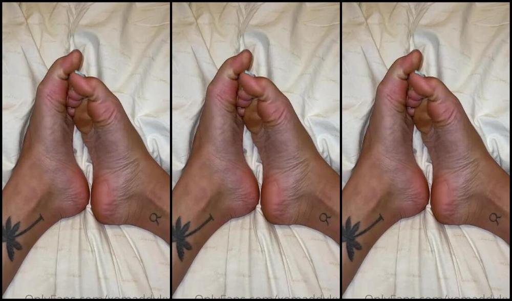 Goddess Kaylee Aka Xomaddykxo Onlyfans I Had The Worst Allergies Yesterday I M So Sorry For The Slow Posting Sweaty Nylon Joip