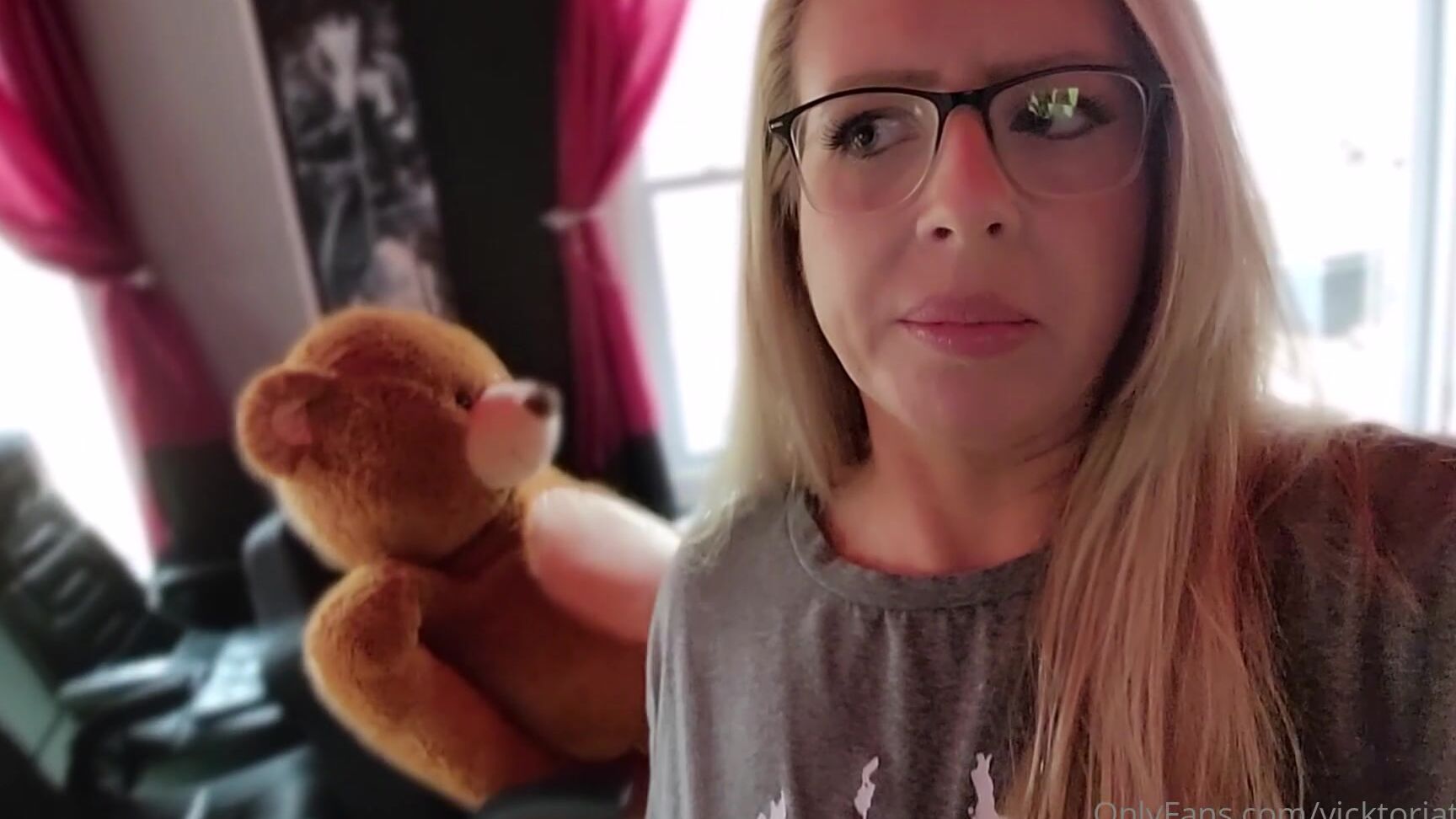 Vicktoriatacos Nsfw Nudity Alert Story Time I Was Almost In Tears Laughing As I Re Watched This Vi