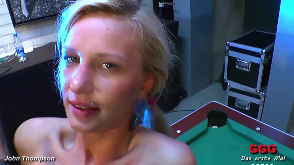 "Jessy" Gang Bang, Group, Big Dick, Bukkake GGG - Das Erste Mal - Blond Suss & Geil GGG