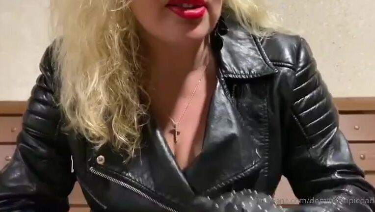 Mistress Sinpiedad Nicknamed Sinpiedad Onlyfans My Goldenspitting For My Onlyfans Followers