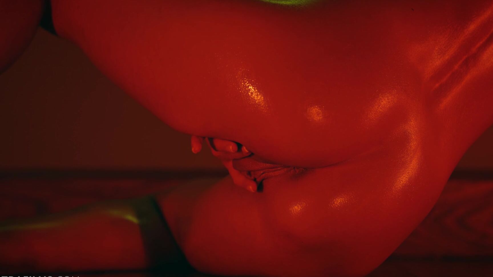 Sybil - Shades Of Desire SiteRip