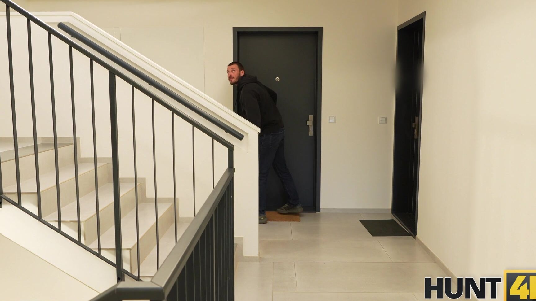 Hunt4K Lilly Mays Gentlemen Of Fortune