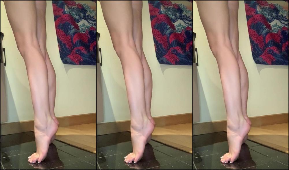 Babebarefootofficial Messing Around In The Kitchen In My Panties