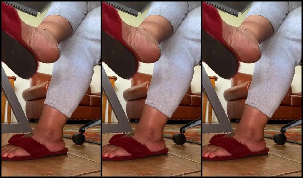 Goddess See Nicknamed Soles 4Ursoul Foot Fetish 02 09 2021 Onlyfans Video I Can Help You With That