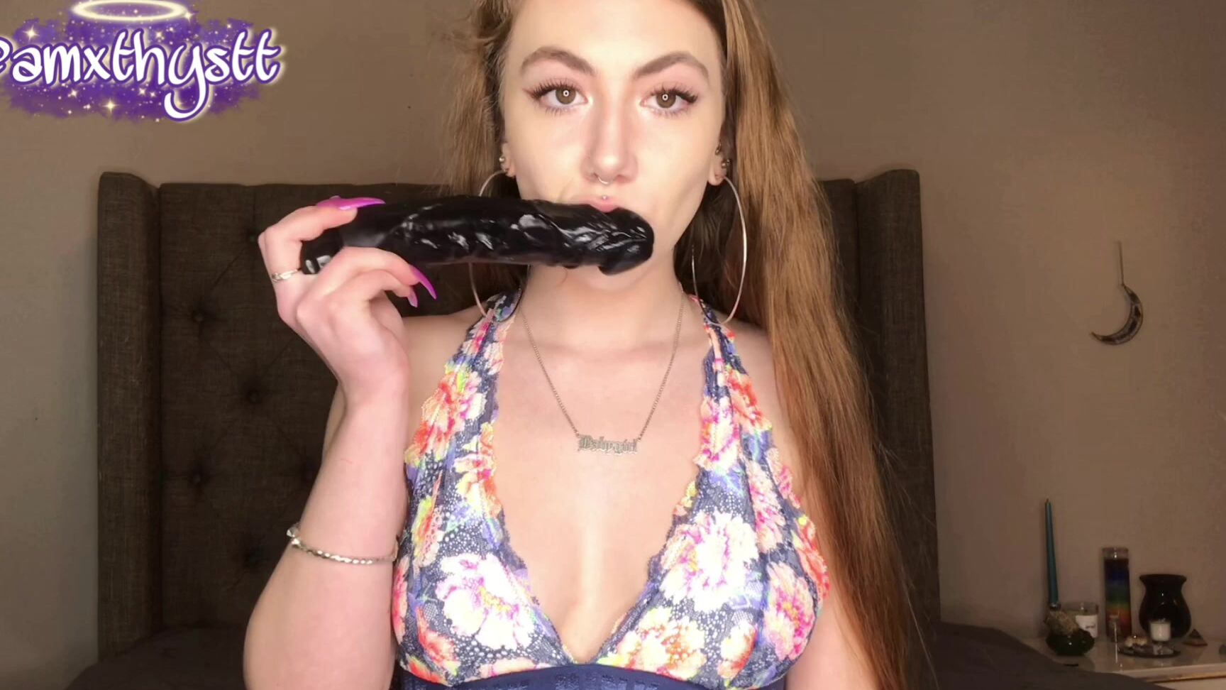 amxthystt-02-01-2020-116347388-2-min-sloppy-dildo-blowjob-w-lots-of-gagging-