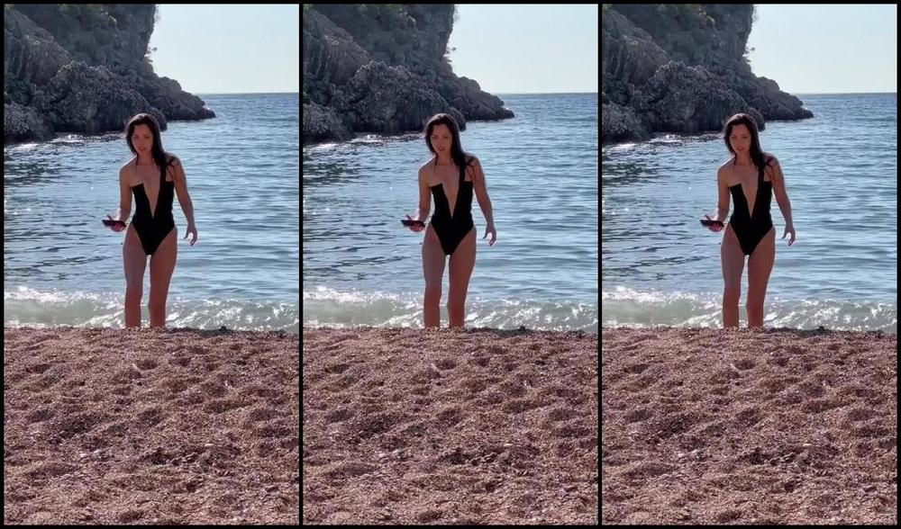 Mistress Iris Nicknamed Dominatrixiris Onlyfans Video 58 U7