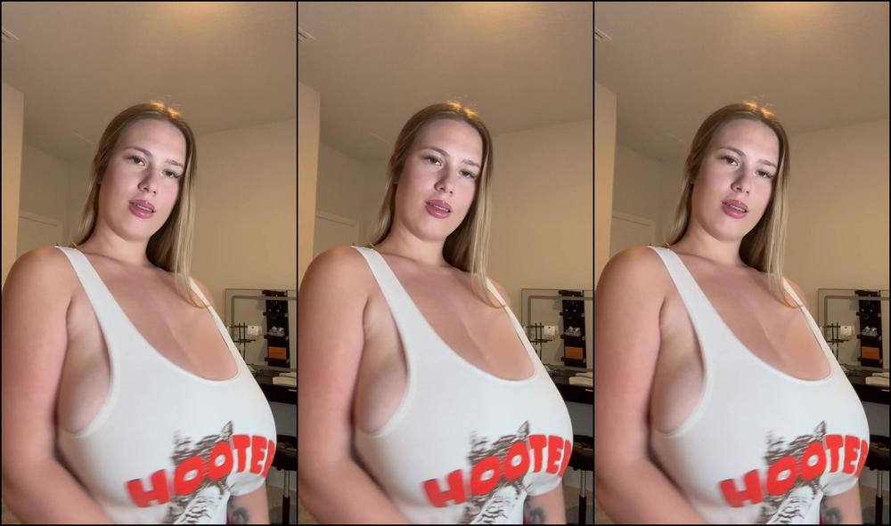 Sharylxoxo 3462399335 08 30 2024 It S Soo Crazy How Much Spillage I Have Going On From The Sides Of This Hooters